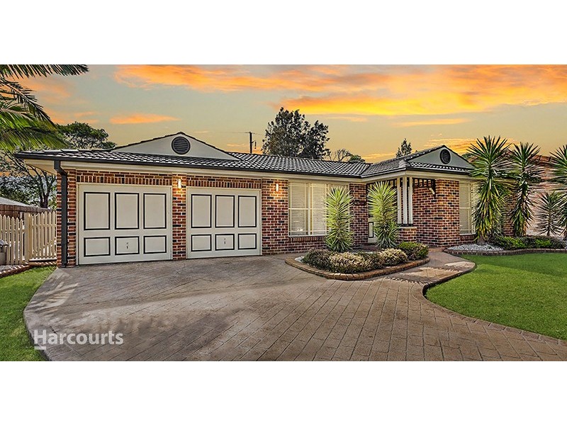 8 Ord Place, Albion Park NSW 2527