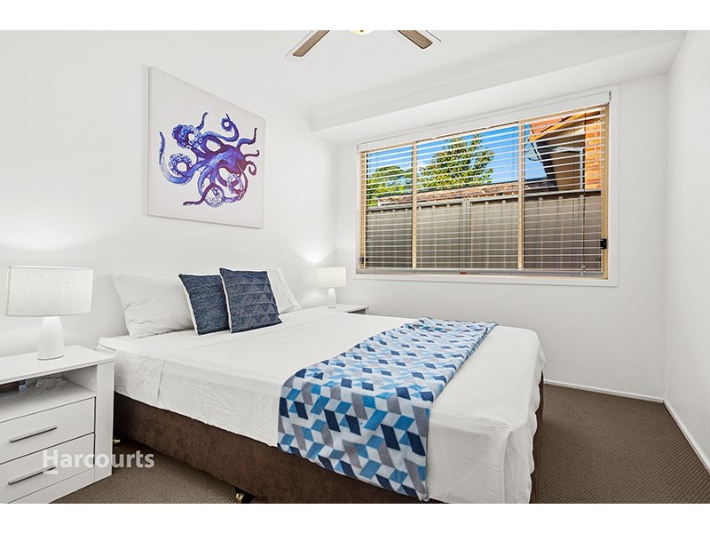 8 Ord Place, Albion Park NSW 2527