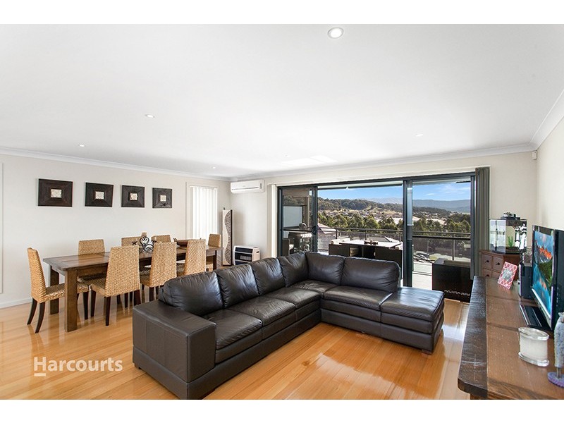 13 Chaplin Place, Albion Park NSW 2527