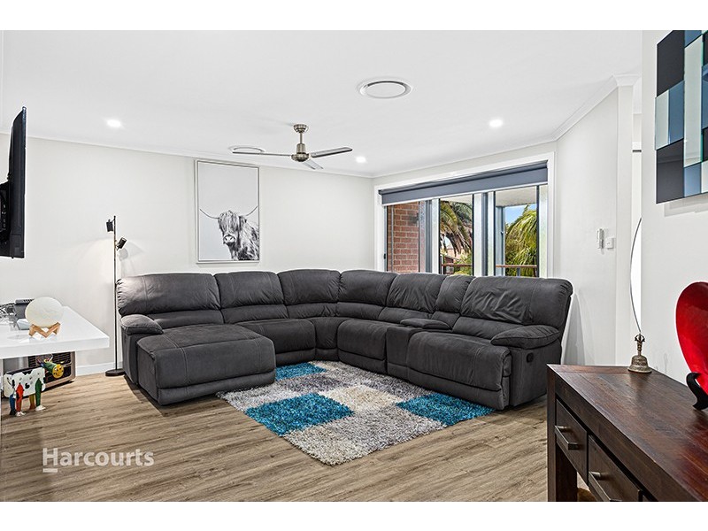 9 Scarborough Circuit, Albion Park NSW 2527