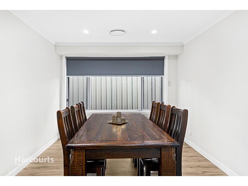 9 Scarborough Circuit, Albion Park NSW 2527