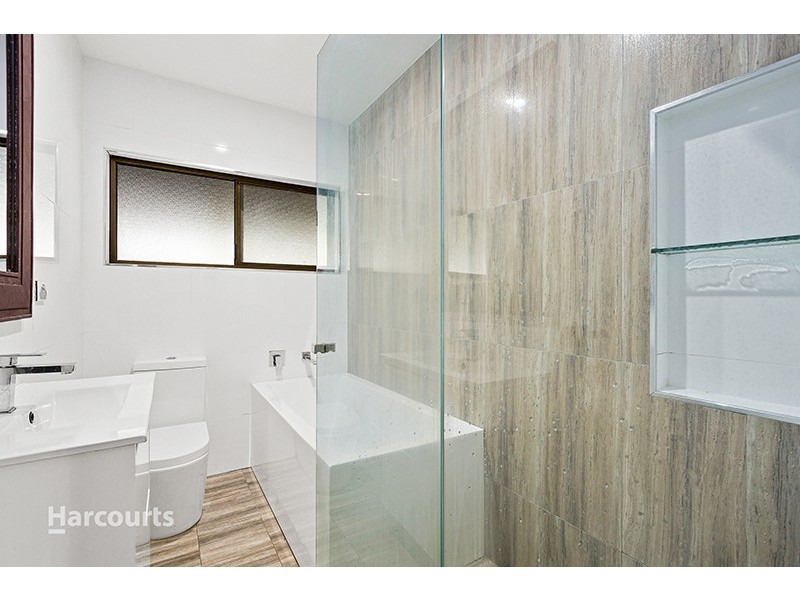 34 Simpson Parade, Albion Park NSW 2527