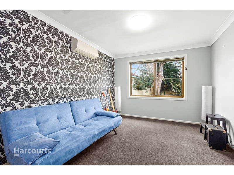 34 Simpson Parade, Albion Park NSW 2527