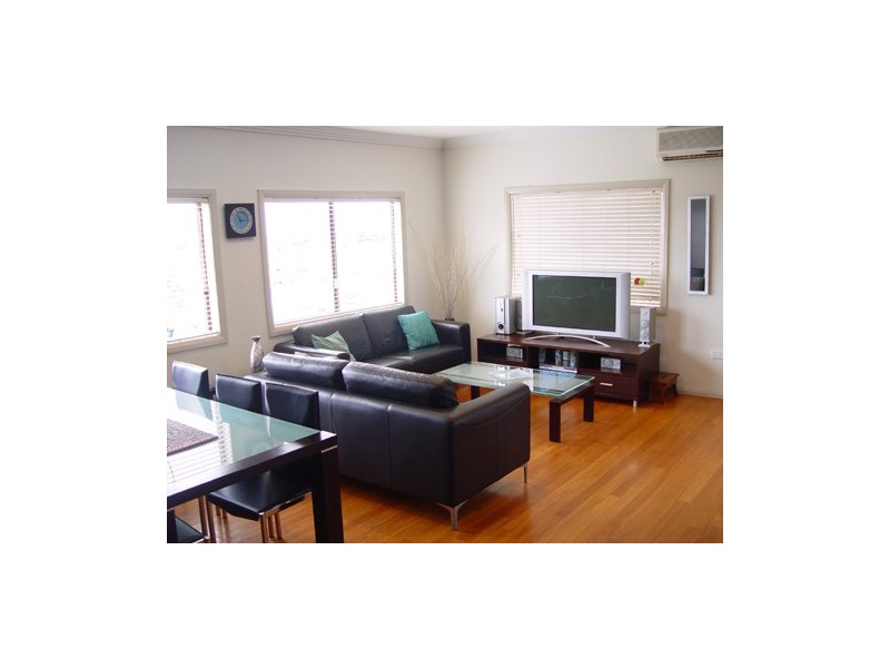 Lake Heights NSW 2502