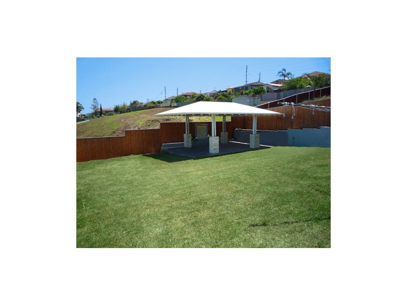 Lake Heights NSW 2502