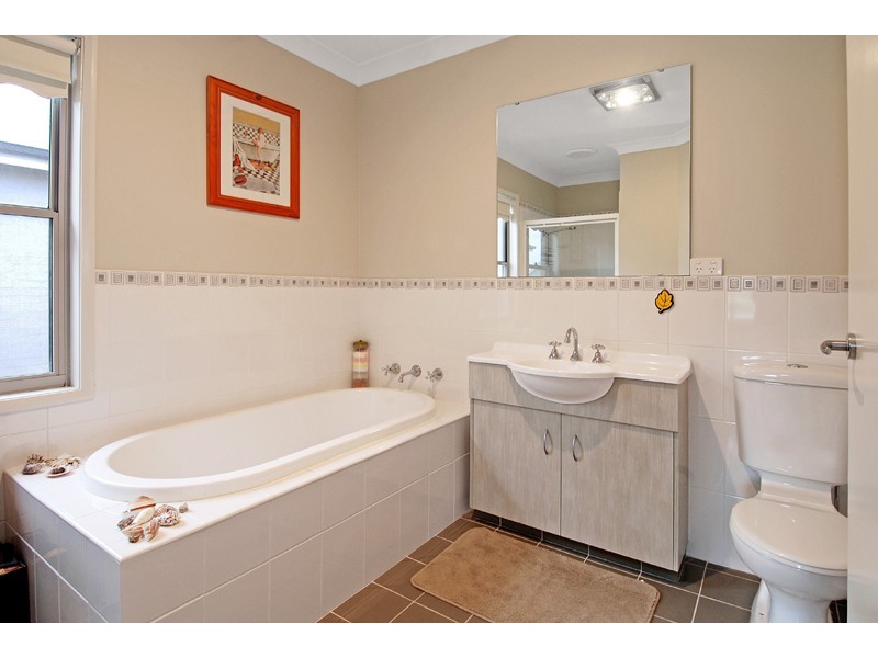 Tullimbar NSW 2527