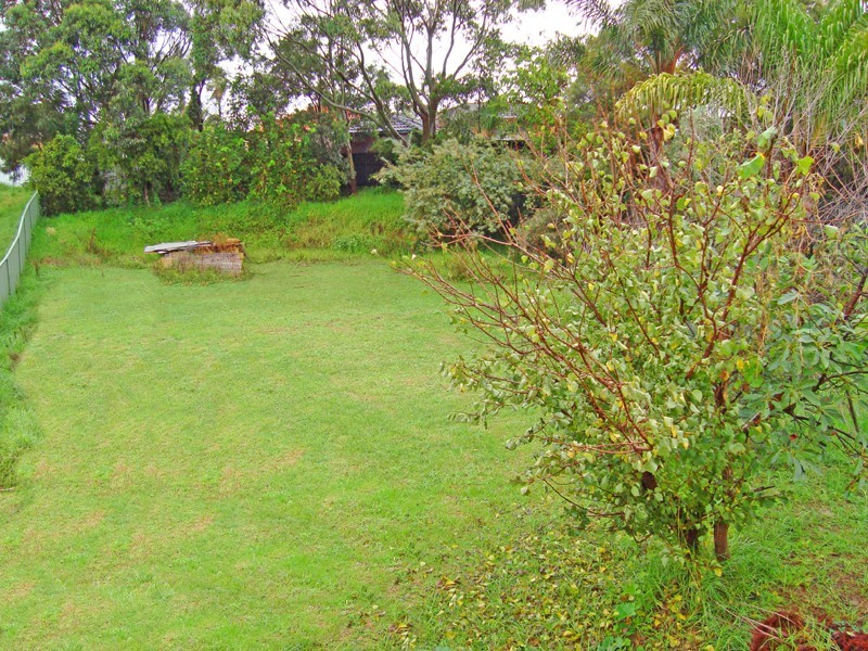 Lake Heights NSW 2502