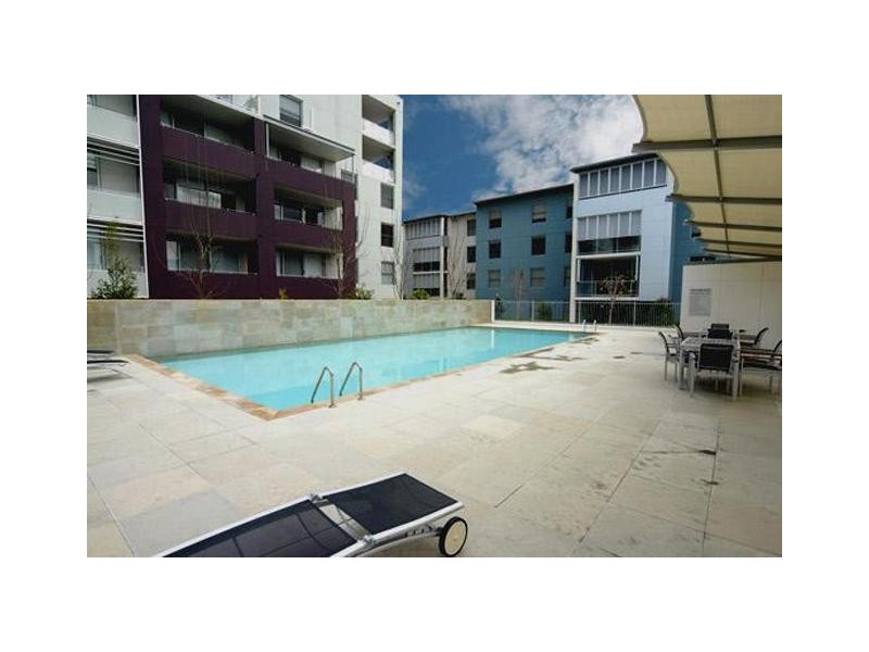Shoreline Drive, Rhodes NSW 2138