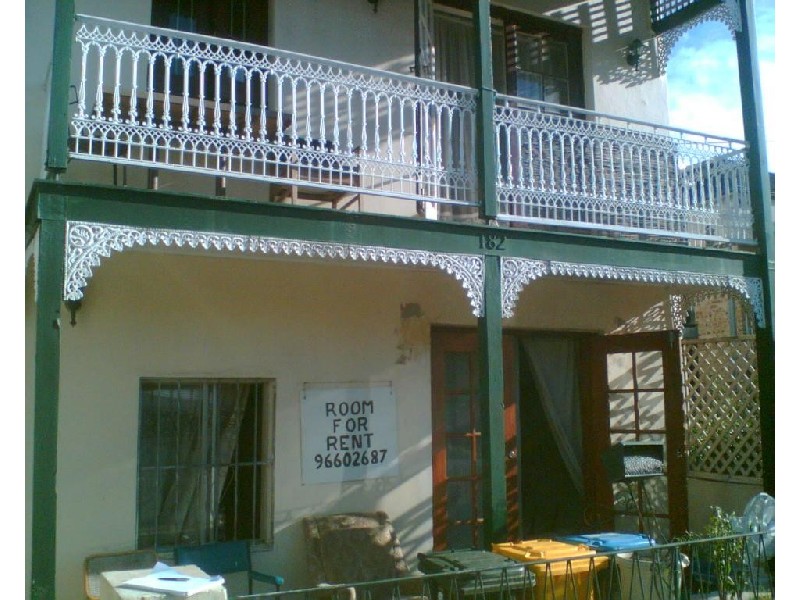 182 young, Annandale NSW 2038