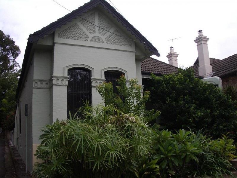 85 TRAFALGAR STREET, Stanmore NSW 2048