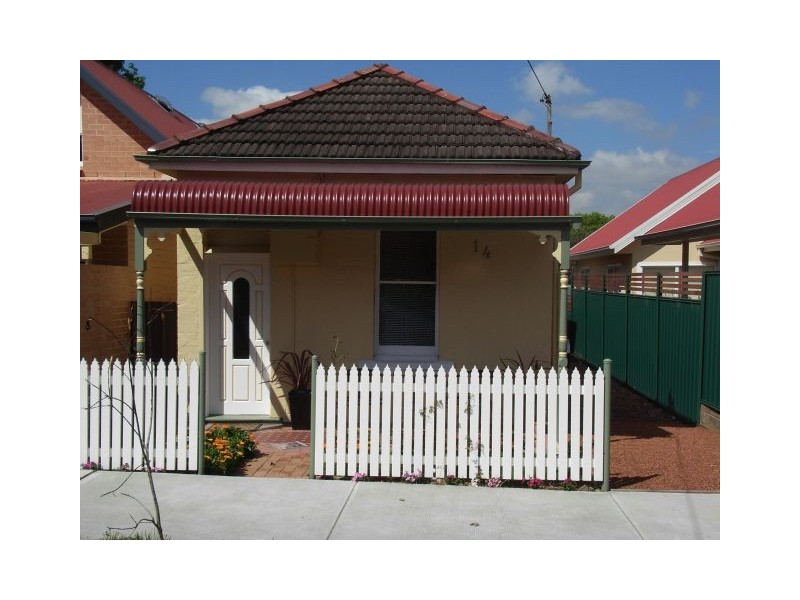 14 Hawthorne, Leichhardt NSW 2040