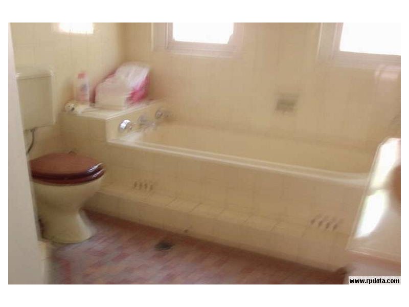 64 Prince Edward, Earlwood NSW 2206