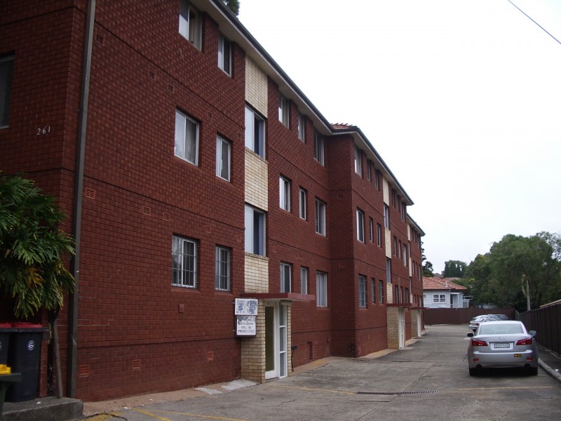 1/261 King Georges Road, Roselands NSW 2196