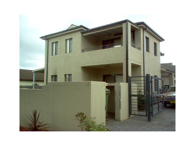 1/4-6 WATTLE, Punchbowl NSW 2196