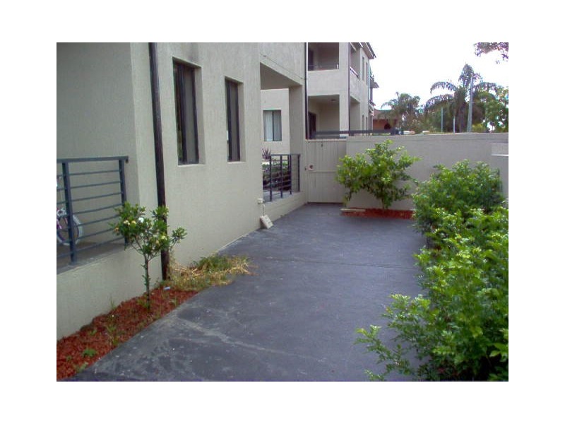 1/4-6 WATTLE, Punchbowl NSW 2196