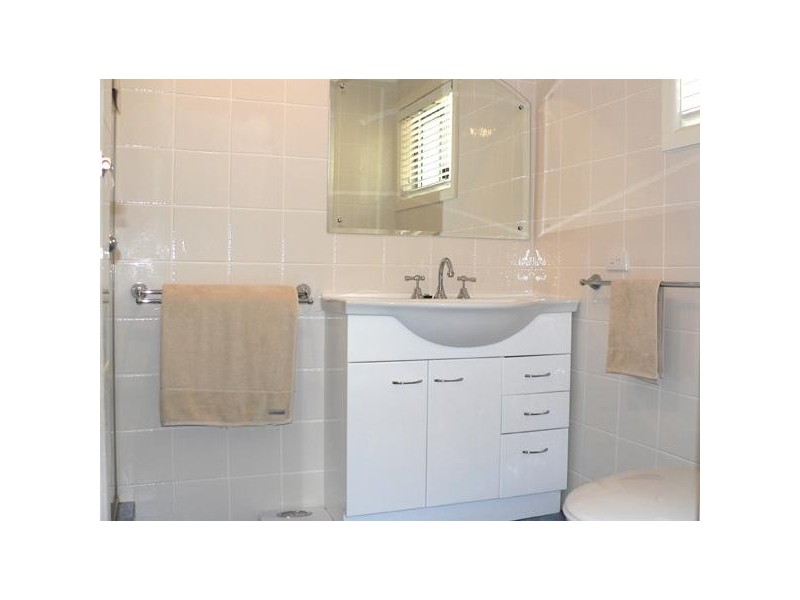 128 Cressy Road, East Ryde NSW 2113