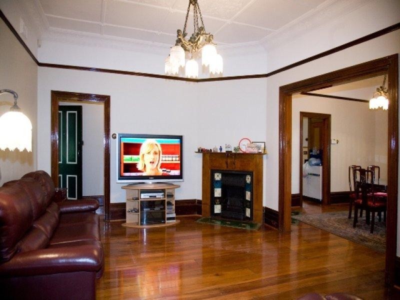 112 Queen Victoria Street, Bexley NSW 2207