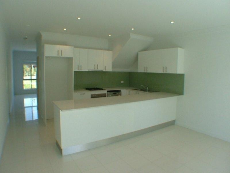 2/1 Bowral Street, Miranda NSW 2228