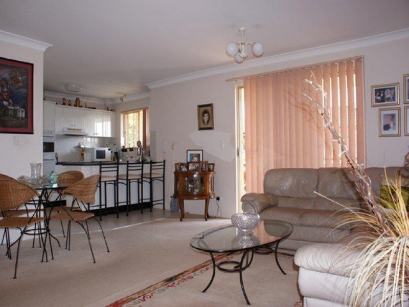 7/13  Oriental, Bexley NSW 2207