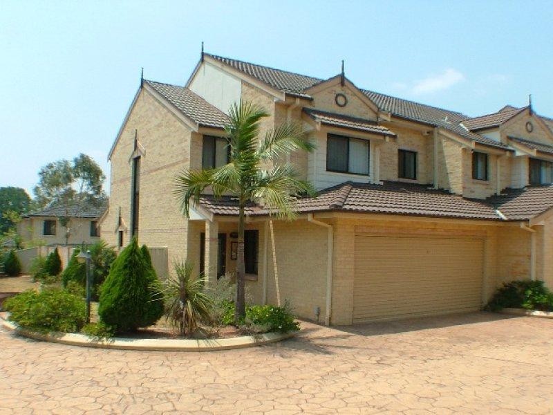 5/4-8 Russell Street , Northmead NSW 2152