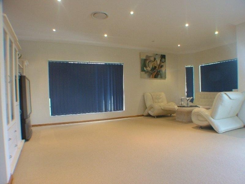 12 Lynesta Avenue, Bexley North NSW 2207