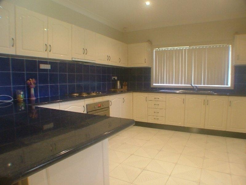 7 Bradshaw Avenue , Moorebank NSW 2170