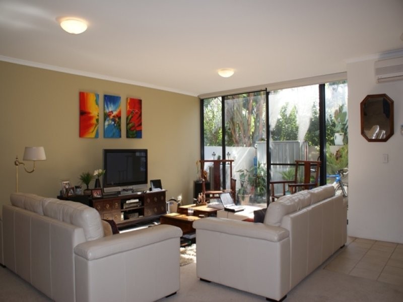 153/221-229 Sydney Park Road, Erskineville NSW 2043