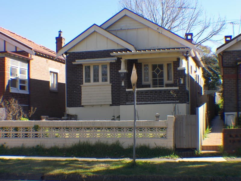 69 Chalmers St, Lakemba NSW 2195