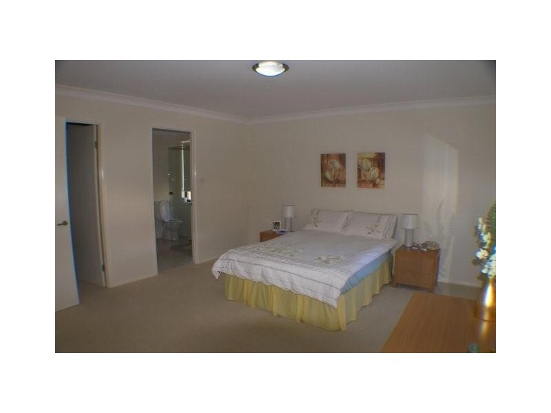 70 Barnards Av, Hurstville NSW 2220