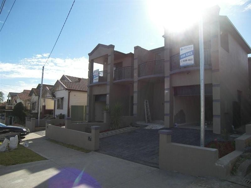 90B BASSETT STREET, Hurstville NSW 2220
