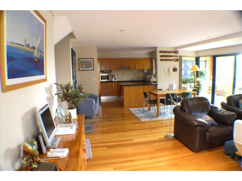 8/25 Blaxland Rd, Rhodes NSW 2138