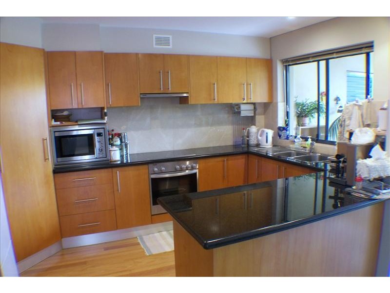 8/25 Blaxland Rd, Rhodes NSW 2138