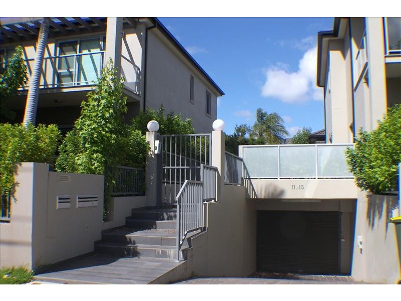 2/11-15 Mcleod St, Hurstville NSW 2220