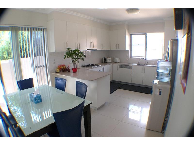 2/11-15 Mcleod St, Hurstville NSW 2220