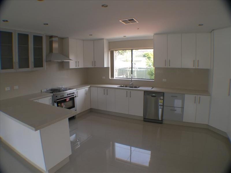 13 Hodge St, Hurstville NSW 2220