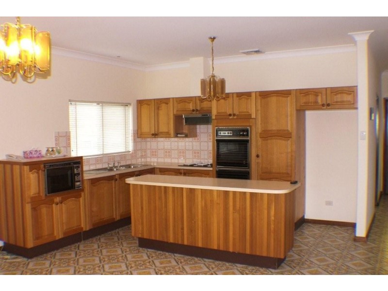 83 Hodge St, Hurstville NSW 2220