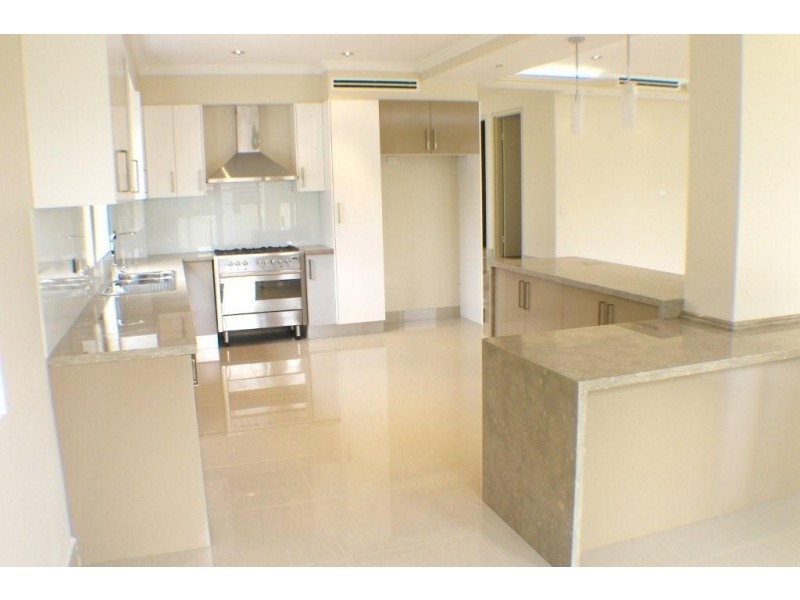 18 Emily St, Hurstville NSW 2220