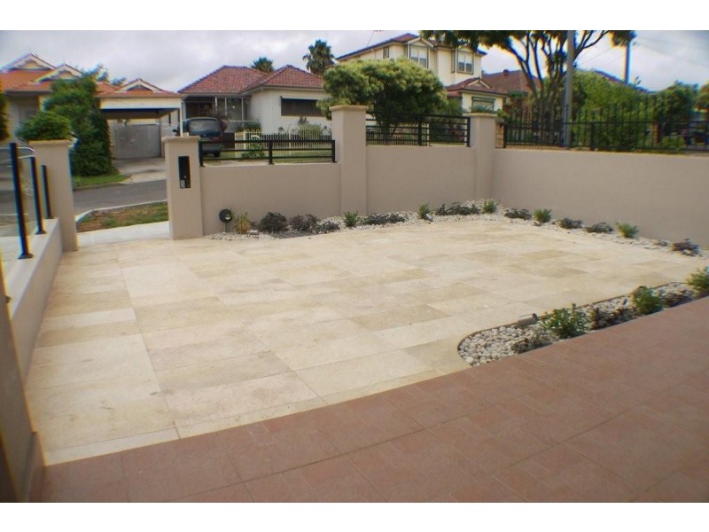 18 Emily St, Hurstville NSW 2220