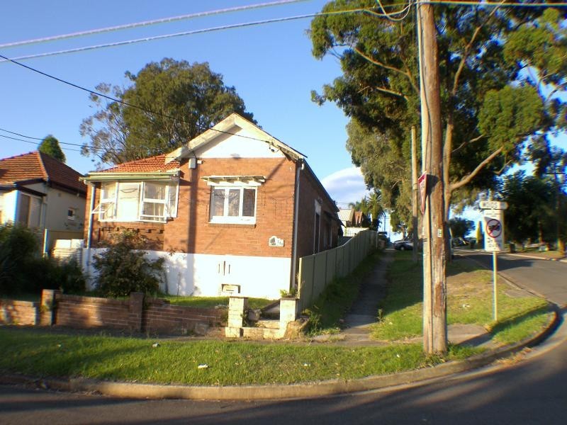 144 Woids Av, Carlton NSW 2218