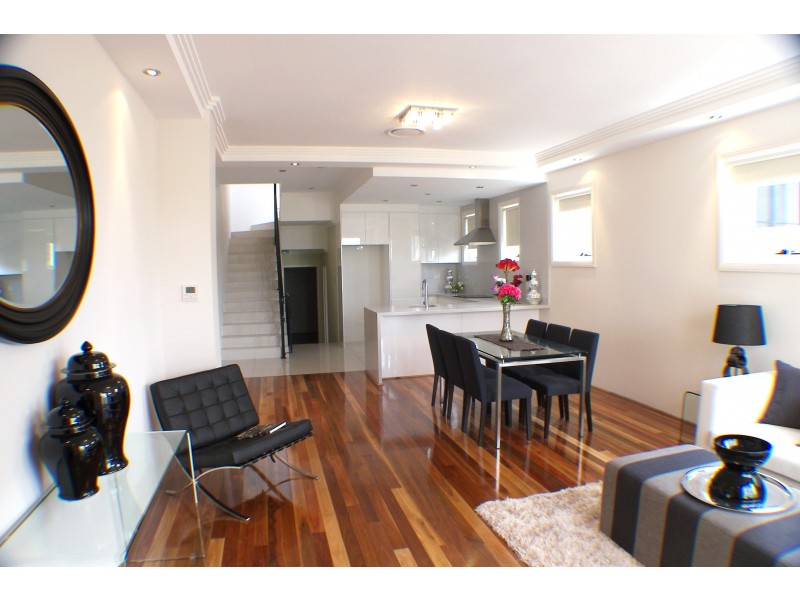 17 Alexander Ave, Taren Point NSW 2229