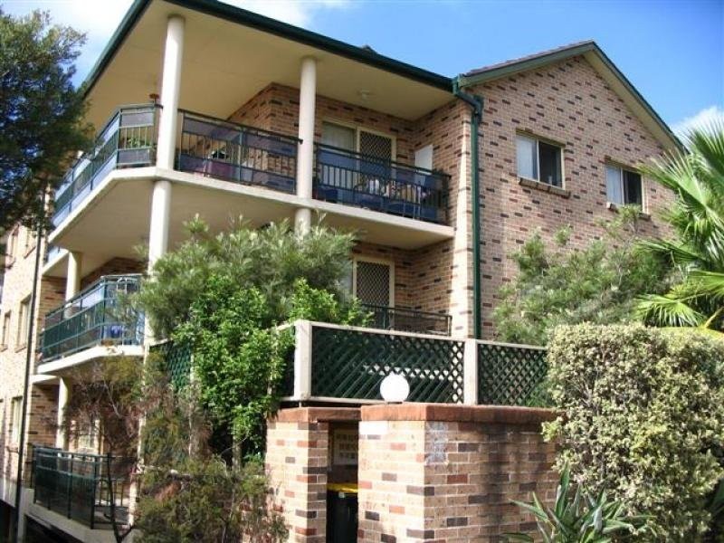 5/71 Queens Road, Hurstville NSW 2220