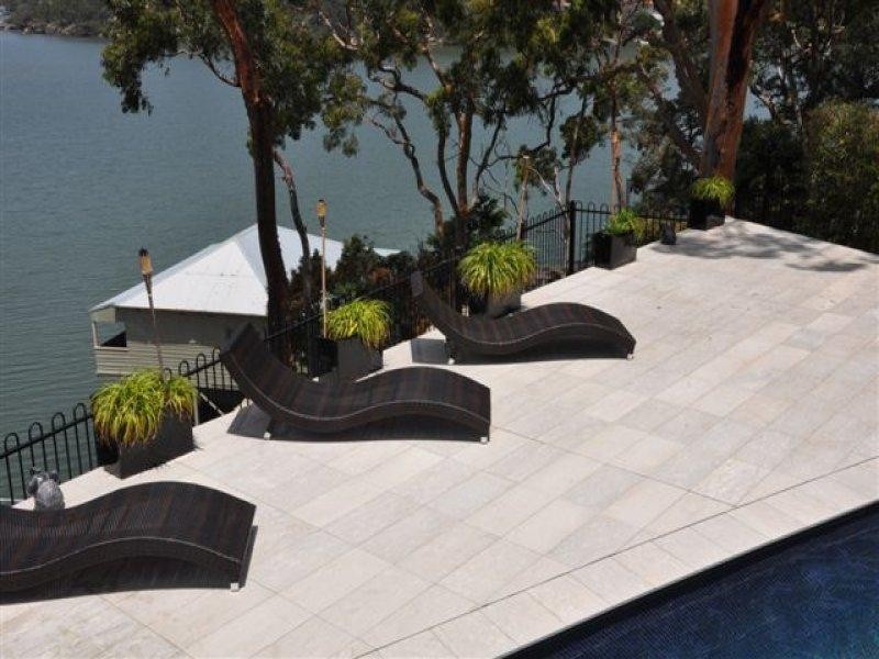 16B Russell St, Oatley NSW 2223