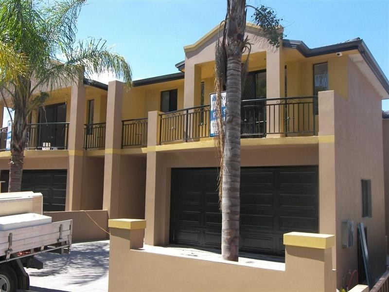 16A Warraba St, Hurstville NSW 2220