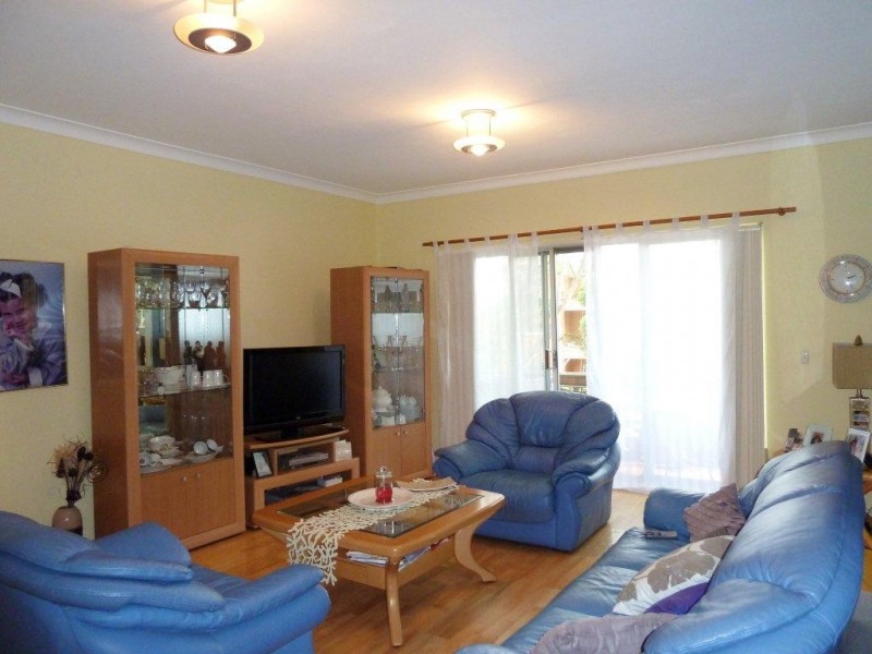 2/30 Lancelot, Allawah NSW 2218