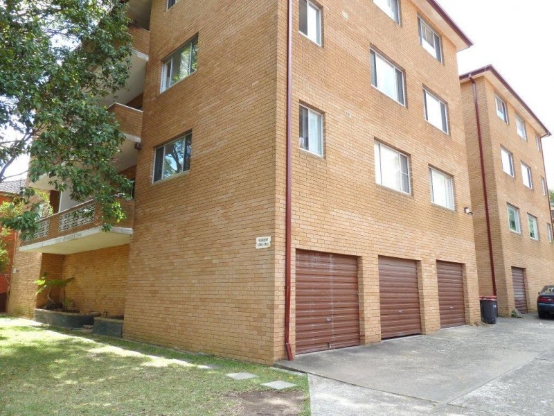 2/30 Lancelot, Allawah NSW 2218