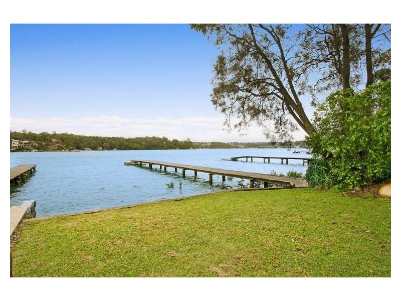 57 Kangaroo Point Rd, Kangaroo Point NSW 2224