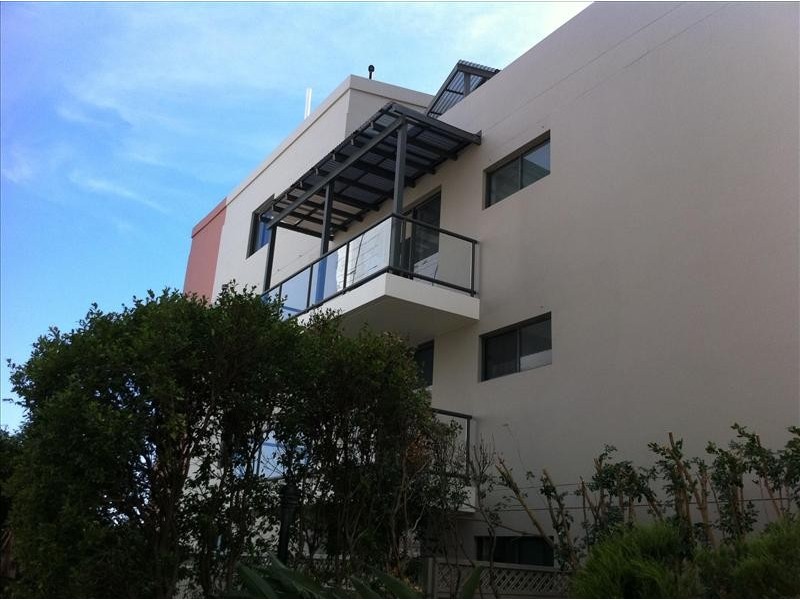 323 Forest Rd, Hurstville NSW 2220