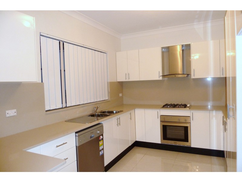30A MUTUAL Rd, Mortdale NSW 2223