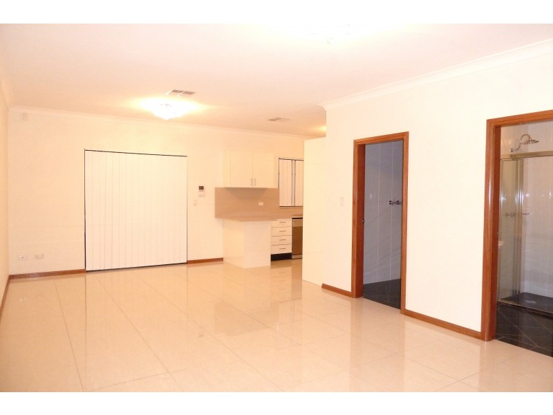 30A MUTUAL Rd, Mortdale NSW 2223