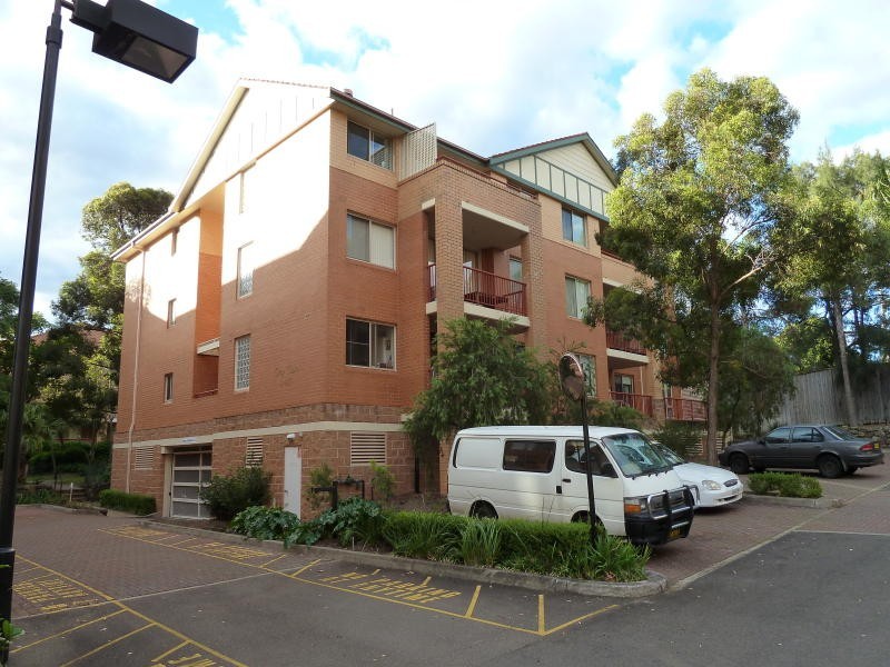 19 George St, North Strathfield NSW 2137